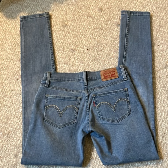 💕 Levi’s Size 24 524 Skinny Light Wash Jeans - Picture 2 of 13